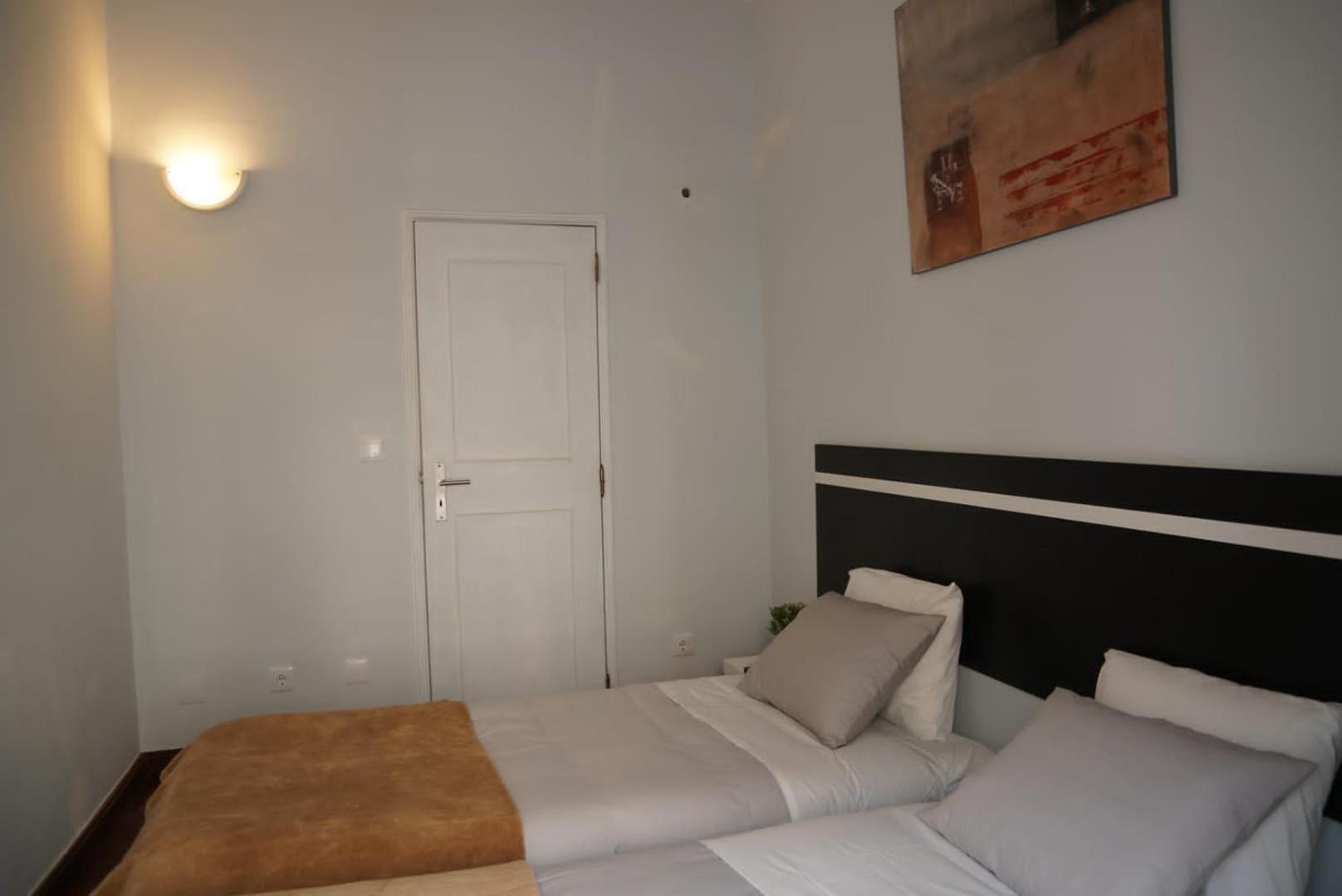 Bisengototo Homestay Lisbon Luaran gambar