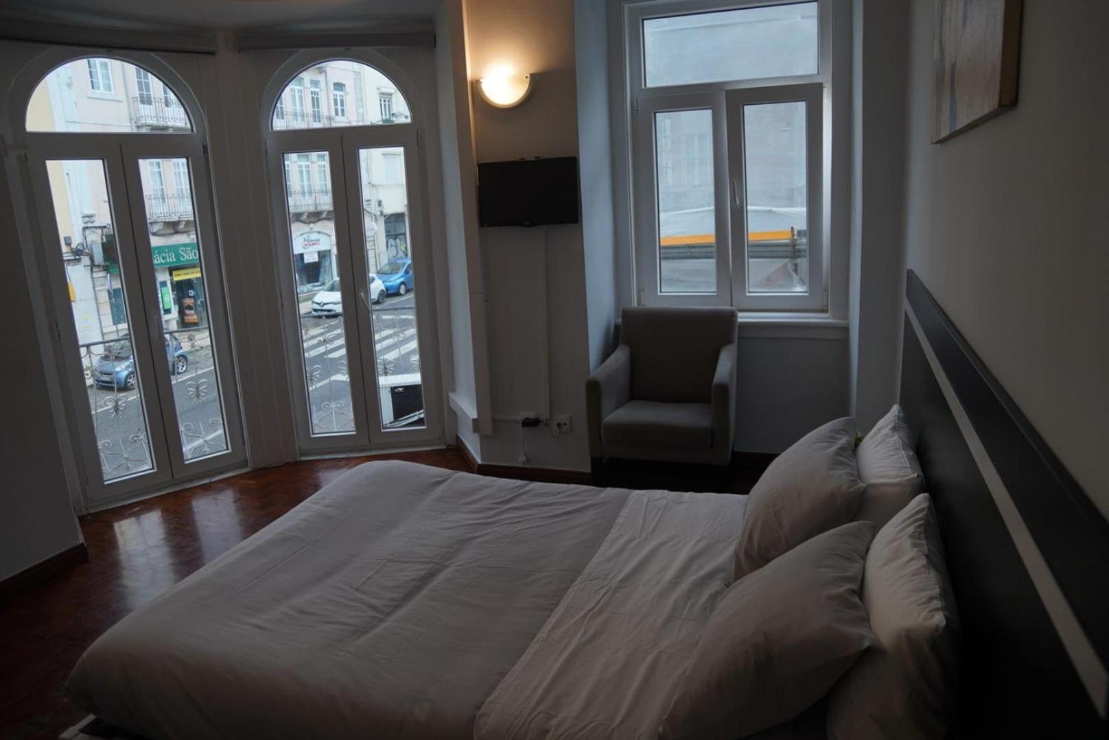 Bisengototo Homestay Lisbon Luaran gambar