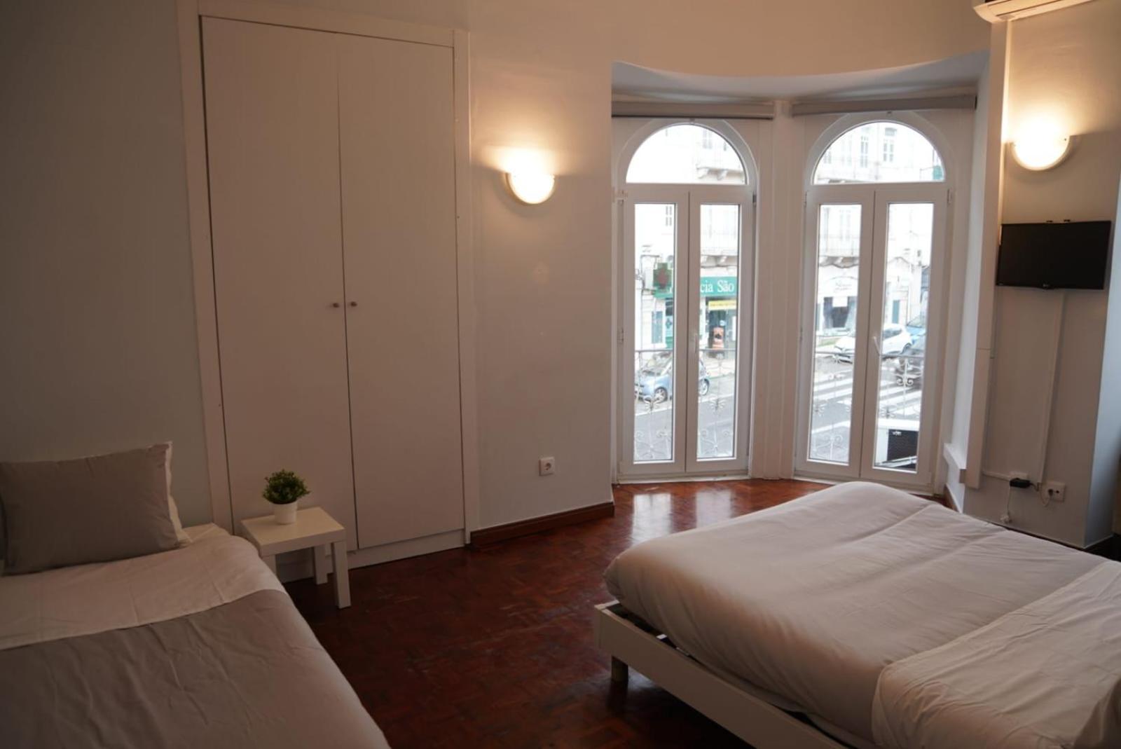 Bisengototo Homestay Lisbon Luaran gambar