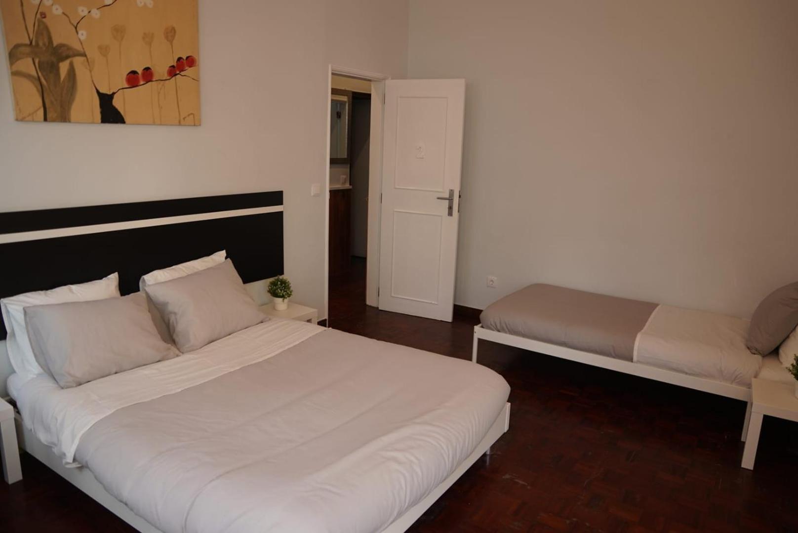 Bisengototo Homestay Lisbon Luaran gambar