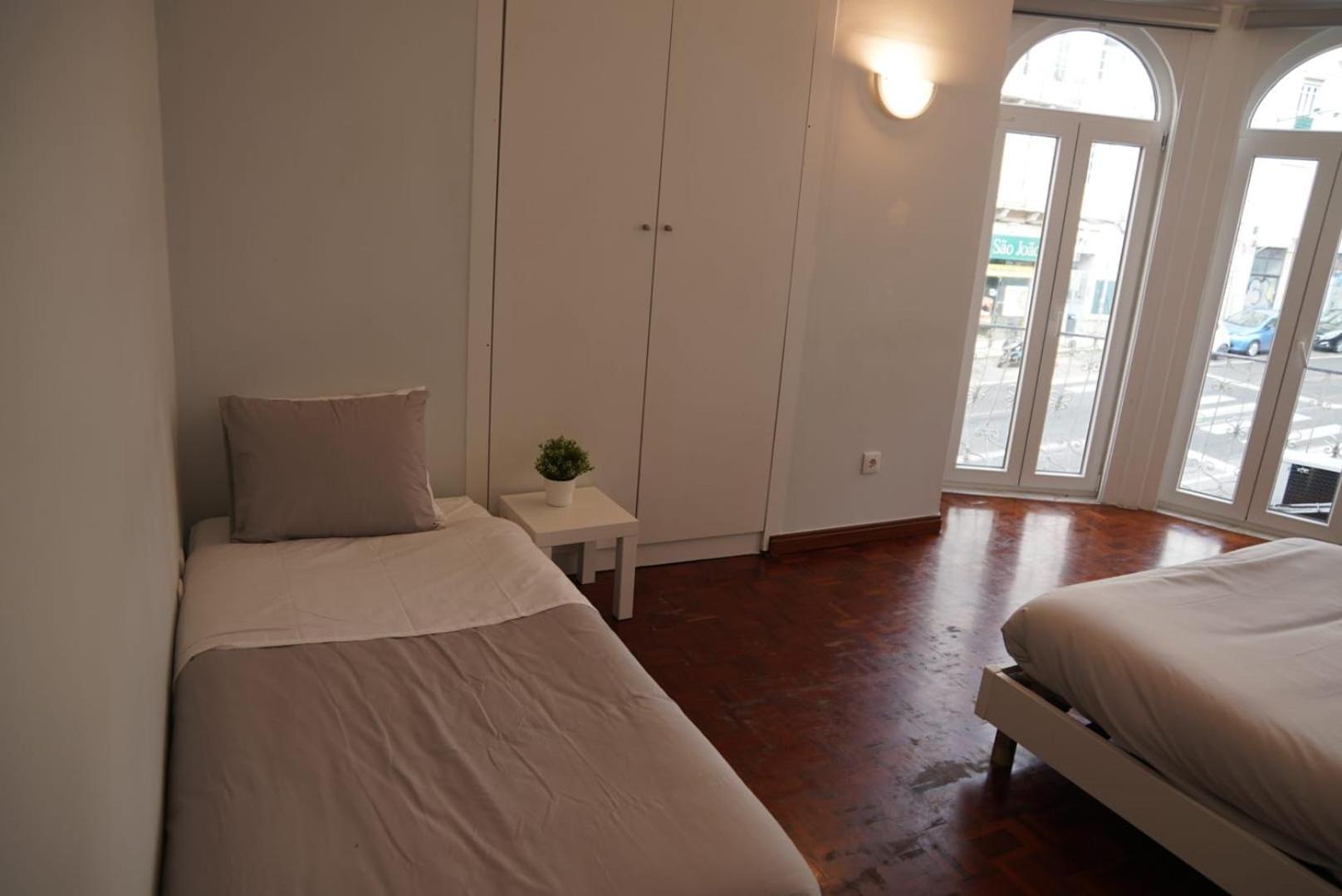 Bisengototo Homestay Lisbon Luaran gambar