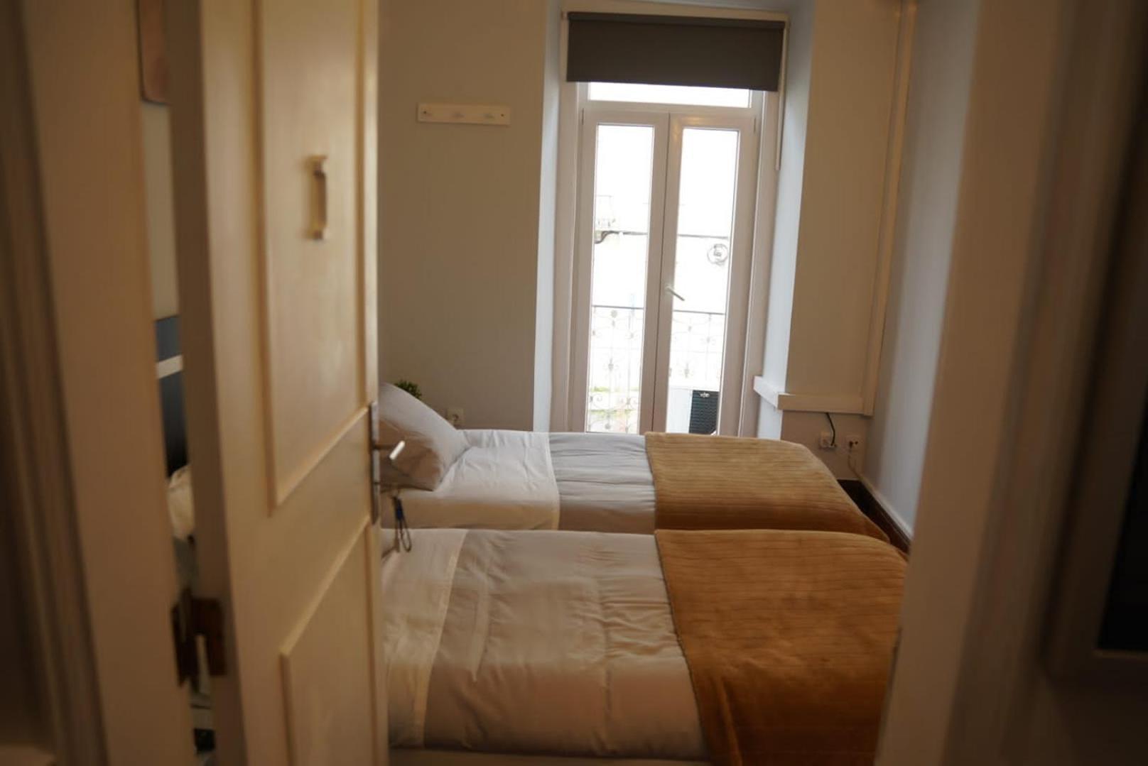 Bisengototo Homestay Lisbon Luaran gambar