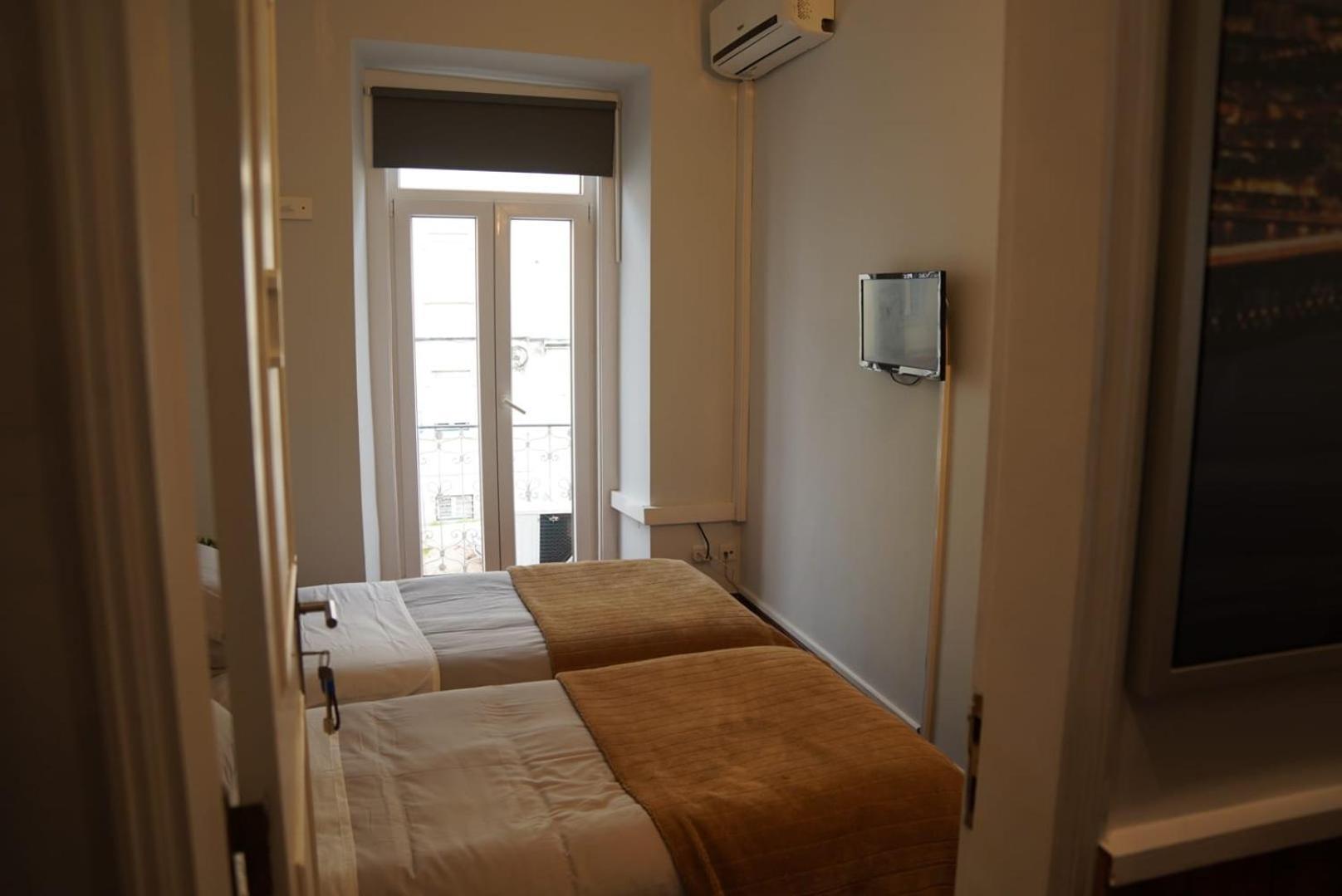 Bisengototo Homestay Lisbon Luaran gambar